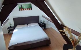The 16Th Century Duplex In The City Center